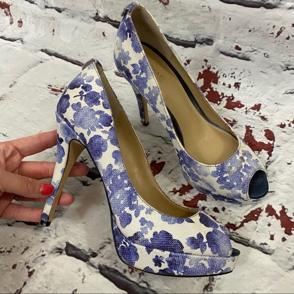 MICHAEL KORS Floral Peep Toe Heels